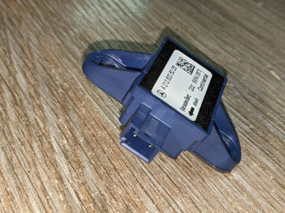 датчик удара Mercedes-Benz E-Класс W212/S212/C207/A207 W212 2010, 2.2 л., дизель, АКПП, седан, задний привод, правый руль, A2128205026