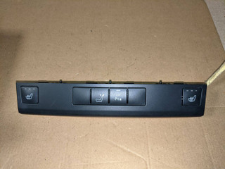 кнопка (выключатель) Mercedes-Benz E-Класс W212/S212/C207/A207 W212 2010, 2.2 л., дизель, АКПП, седан, задний привод, правый руль, A2128202610, 33911101