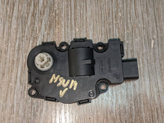 моторчик заслонки печки Mercedes-Benz E-Класс W212/S212/C207/A207 W212 2010, 2.2 л., дизель, АКПП, седан, задний привод, правый руль, EFB330