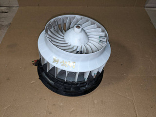 моторчик печки Mercedes-Benz C-Класс W205/S205/C205 2015, 2.0 л., M 274.920, бензин, АКПП, седан, правый руль, 0130309002, F011500093
