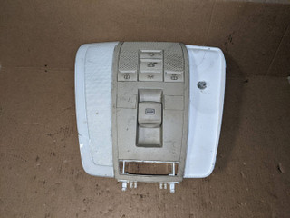 фонарь салона (плафон) Mercedes-Benz C-Класс W204/S204/C204 [рестайлинг] W204.054 2011, 3.0 л., M 272.947, бензин, АКПП, черный, седан, задний привод, A2049004701