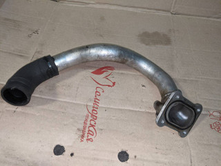 патрубок охлаждения