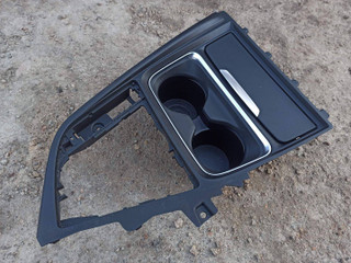 подстаканник BMW 3 серия F30/F31/F34 F30 2012, 3.5 л., бензин, АКПП, седан, задний привод, 9218925