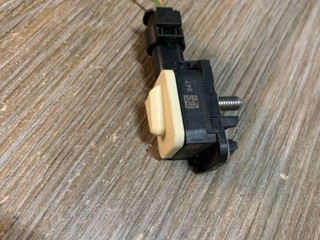 датчик удара BMW 3 серия F30/F31/F34 F30 2012, 3.5 л., бензин, АКПП, седан, задний привод, 65779217711, 9217711
