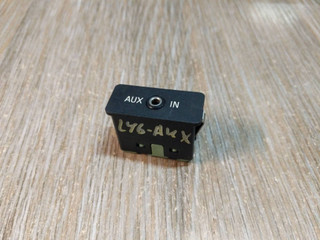 разъем AUX / USB