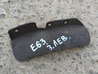 брызговик BMW 6 серия E63/E64 2006, 4.5 л., бензин