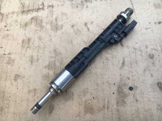 форсунка BMW 3 серия F30/F31/F34 2013, 2.0 л., N20 B20 A, бензин, АКПП, седан, 0261500172, 13647639994