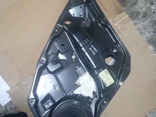 стеклоподъемник задний левый Mercedes-Benz GL-Класс X164 2007, 3.0 л., OM 642.940, дизель, АКПП, серебристый, внедорожник 5 дв., A1648203002