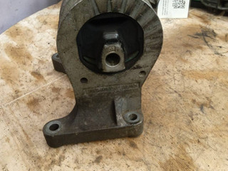 кронштейн двигателя Mini Cooper 1 поколение 2001, 1.6 л., W10 B16 A, бензин, АКПП, красный, хетчбэк 5 дв., 6754420