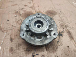 опора амортизатора верхняя (чашка) BMW 5 серия F07/F10/F11 2012, 6795081