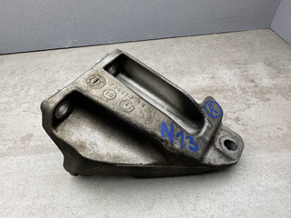 кронштейн двигателя BMW 3 серия F30/F31/F34 2014, 1.6 л., N13 B16 A, бензин, 6788608
