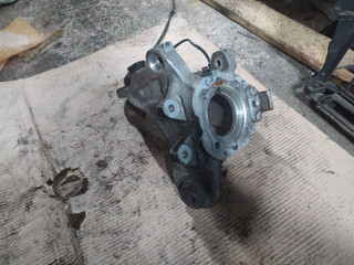 кулак задний правый BMW X5 E70 2007, 4.8 л., N62 B48 A, бензин, АКПП, 6770984, 6770982