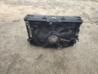 кассета радиаторов BMW 5 серия F07/F10/F11 F10 2010, 3.5 л., бензин, 7562590