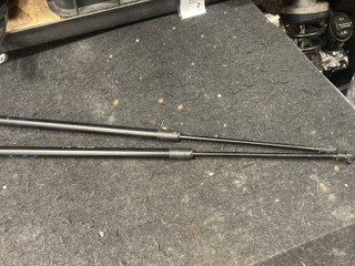 амортизатор крышки багажника (3-5 двери) BMW 5 серия F07/F10/F11 2010, 3.5 л., бензин