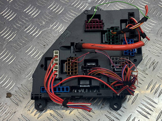 блок предохранителей BMW 5 серия F07/F10/F11 2010, 3.5 л., бензин, 9234423