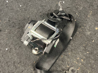 ремень безопасности BMW 5 серия F07/F10/F11 2010, 3.5 л., бензин, 618120800
