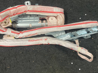 подушка безопасности боковая (шторка) BMW 5 серия F07/F10/F11 2010, 3.5 л., бензин, 85913802208