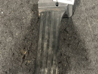 педаль BMW 5 серия F07/F10/F11 F10 2010, 3.5 л., бензин