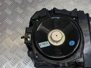 сабвуфер BMW 5 серия F07/F10/F11 2010, 3.5 л., бензин, 9227475