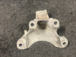 кронштейн (крепление) BMW 5 серия F07/F10/F11 (2009 - 2013)