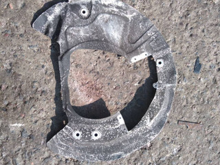 защитный кожух тормозного механизма BMW 5 серия F07/F10/F11 F10 2010, 3.5 л., бензин, 6789089