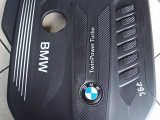 декоративная крышка двигателя BMW 7 серия G11/G12 2017, 3.0 л., дизель, 8571320