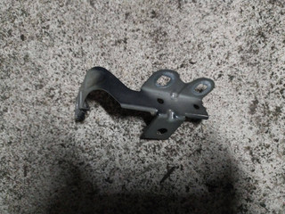 крепление ( кронштейн ) крыла BMW 5 серия F07/F10/F11 2010, 7193427