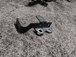 крепление ( кронштейн ) крыла BMW 5 серия F07/F10/F11 2010, 7193428