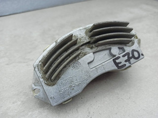 сопротивление печки BMW X5 E70 2009, 7304015