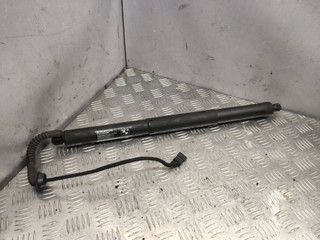 амортизатор крышки багажника (3-5 двери) BMW X5 F15 2016, 4.0 л., дизель, 7294469
