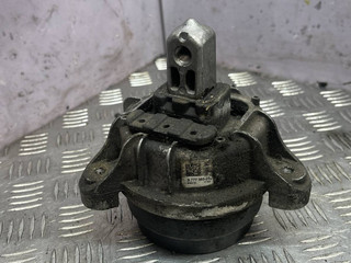 подушка крепления двигателя BMW 5 серия F07/F10/F11 2010, 3.0 л., N52 B30 AF, бензин, 6777365