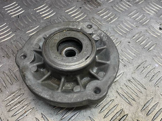опора амортизатора верхняя (чашка) BMW 5 серия F07/F10/F11 2012, 6795083