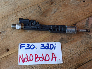 форсунка BMW 3 серия F30/F31/F34 2014, 2.0 л., N20 B20 B, бензин, 7639994