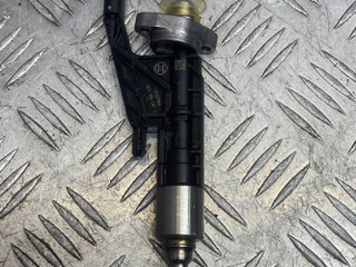 форсунка BMW 5 серия G30/G31 G31 2018, 2.0 л., B48 B20 A, бензин, задний привод, правый руль, 7639990, 13537639990