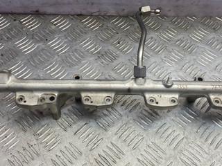 топливная рампа BMW 5 серия G30/G31 G31 2018, 2.0 л., B48 B20 A, бензин, задний привод, правый руль, 7639979