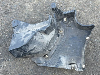 защита днища BMW 5 серия G30/G31 G31 2018, 2.0 л., B48 B20 A, бензин, задний привод, правый руль, 7340788