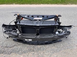 передняя панель крепления облицовки (телевизор) BMW 7 серия F01/F02 [рестайлинг] 2013, 3.0 л., N55 B30 A, бензин, 7229069
