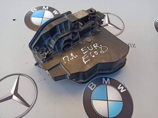 замок двери передней левой BMW 5 серия E60/E61 2006, 7167071