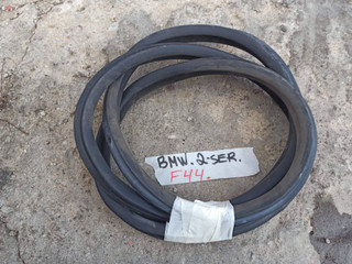 уплотнитель двери BMW 2 серия F44 2020, 2.0 л., бензин, хетчбэк 5 дв., полный привод, 7483099
