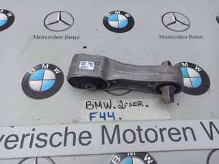 подушка крепления двигателя BMW 2 серия F44 2020, 2.0 л., бензин, хетчбэк 5 дв., полный привод, 6885786