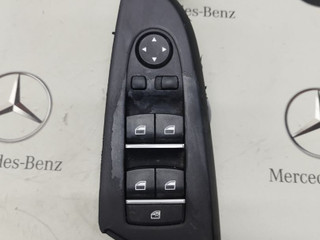 кнопка стеклоподъемника двери BMW X3 F25 2012, 3.0 л., N52 B30 A, бензин, 9208111