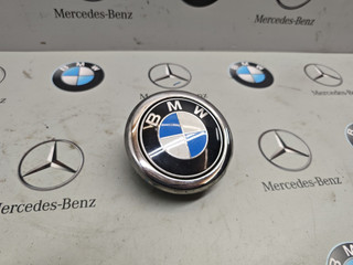 эмблема BMW 1 серия F20/F21 2012, 7248535