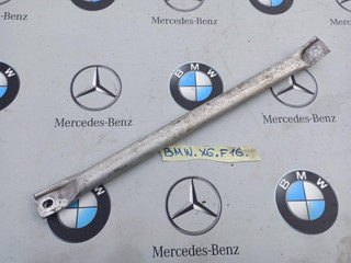Распорка (растяжка) телевизора BMW X6 F16 2016, 3.0 л., бензин, правый руль, 7184040