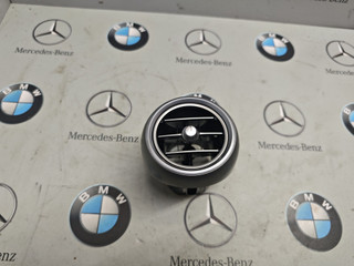 дефлектор обдува салона Mercedes-Benz GLC-Класс X253 [рестайлинг] 2020, 2.0 л., M264.920, бензин, полный привод, правый руль, A2058304300