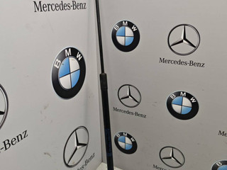 амортизатор капота Mercedes-Benz GLC-Класс X253 [рестайлинг] 2020, 2.0 л., M264.920, бензин, полный привод, правый руль, A2539801164
