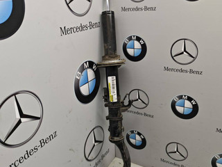 амортизатор передний левый Mercedes-Benz GLC-Класс X253 [рестайлинг] 2020, 2.0 л., M264.920, бензин, полный привод, правый руль, A2533202166