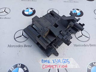 кронштейн (крепление) BMW X5 M F95 2021, 4.4 л., бензин, полный привод, 9485114