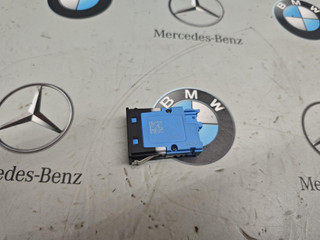 разъем AUX / USB