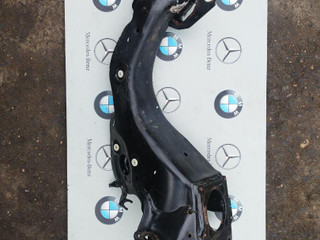 кулак поворотный левый BMW X1 F48 2018, 2.0 л., бензин, АКПП, 6851579