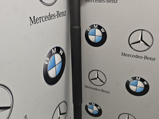 амортизатор крышки багажника (3-5 двери) BMW X7 G07 [рестайлинг] 2024, 3.0 л., B58B30, бензин, 475, полный привод, 9482803